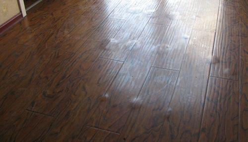 劣质地板爆料视频讲解下载,视频爆料揭示地板质量问题